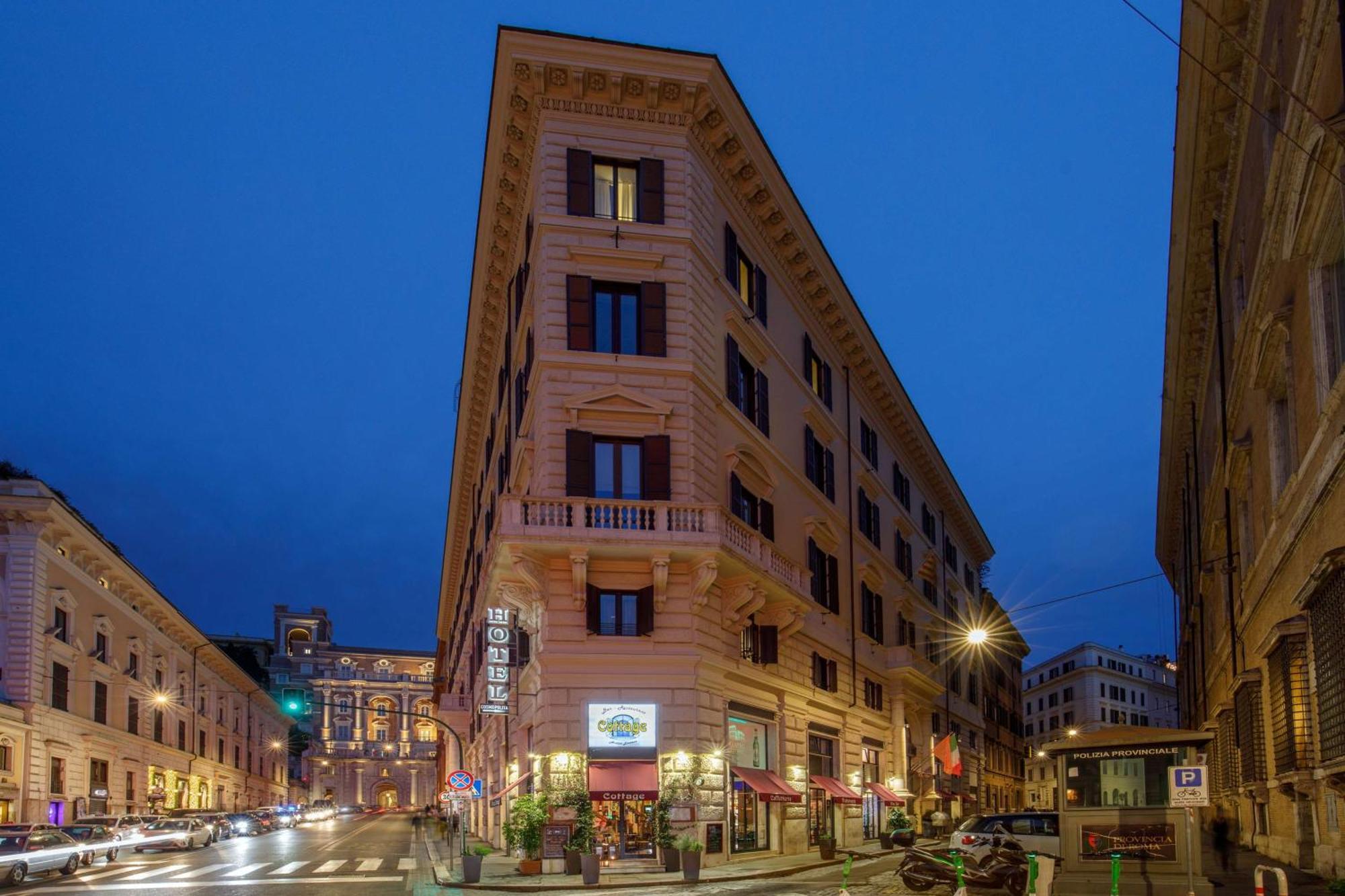 Cosmopolita Rome Colosseum, Tapestry Collection By Hilton — Photos 1
